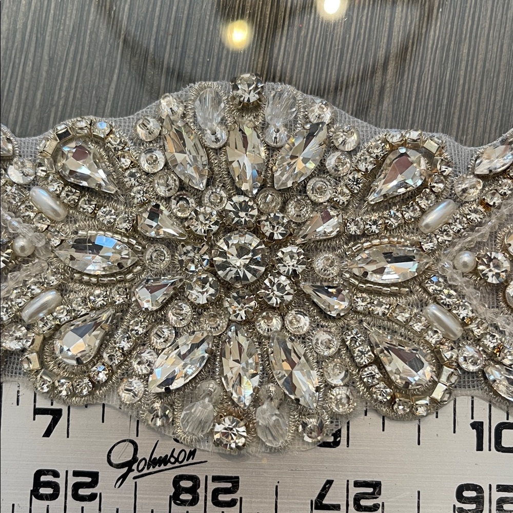 Bridal Dress Belt Silver Rhinestone Crystal with Faux Pearls & Grey Ribbon - Picture 12 of 17